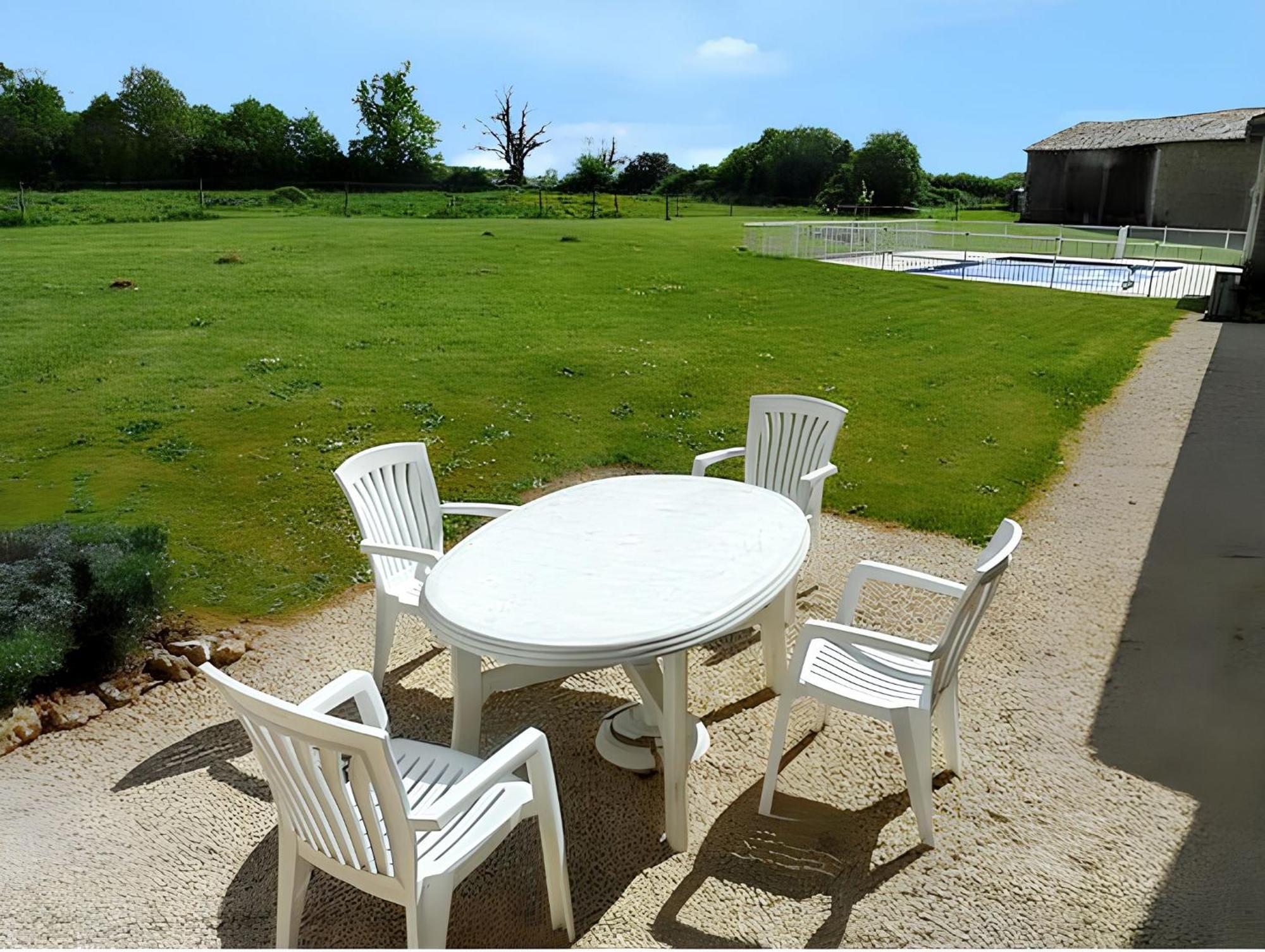 Maison De Charme Avec Piscine Et Jardin A Saint-Vincent-la-Châtre Eksteriør billede